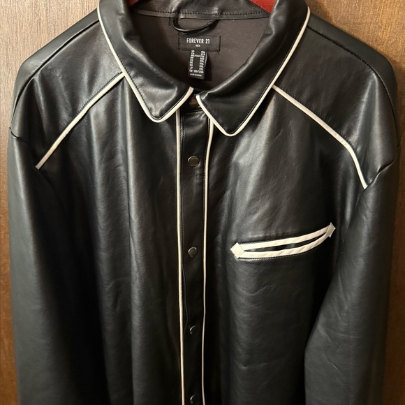 Mens XXL Black & White Faux Leather Snap Button Western Shacket - Picture 2 of 4